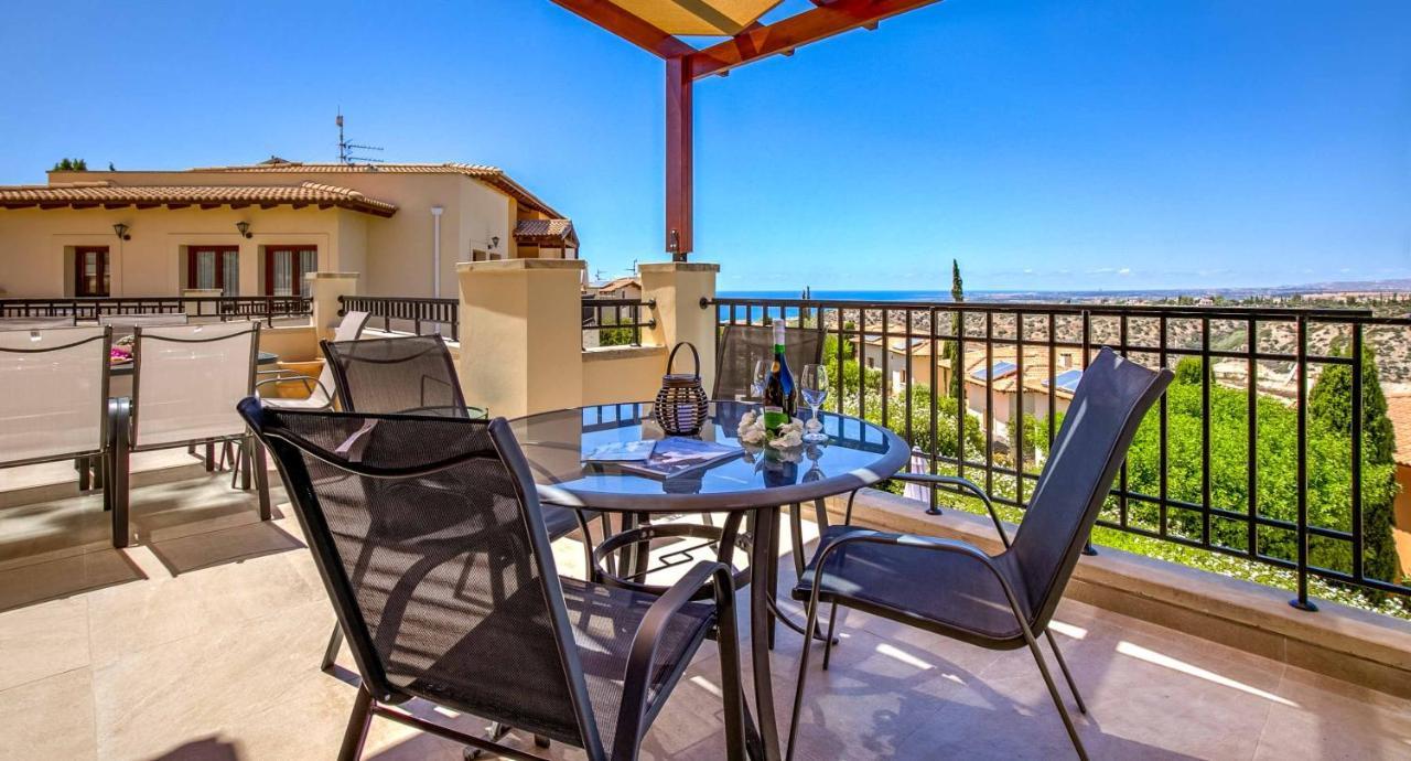 Modern Apartment Nz11 Large Balconies With Sea And Mountain Views Kouklia Bagian luar foto