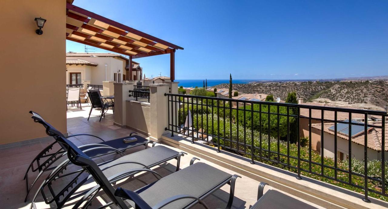 Modern Apartment Nz11 Large Balconies With Sea And Mountain Views Kouklia Bagian luar foto