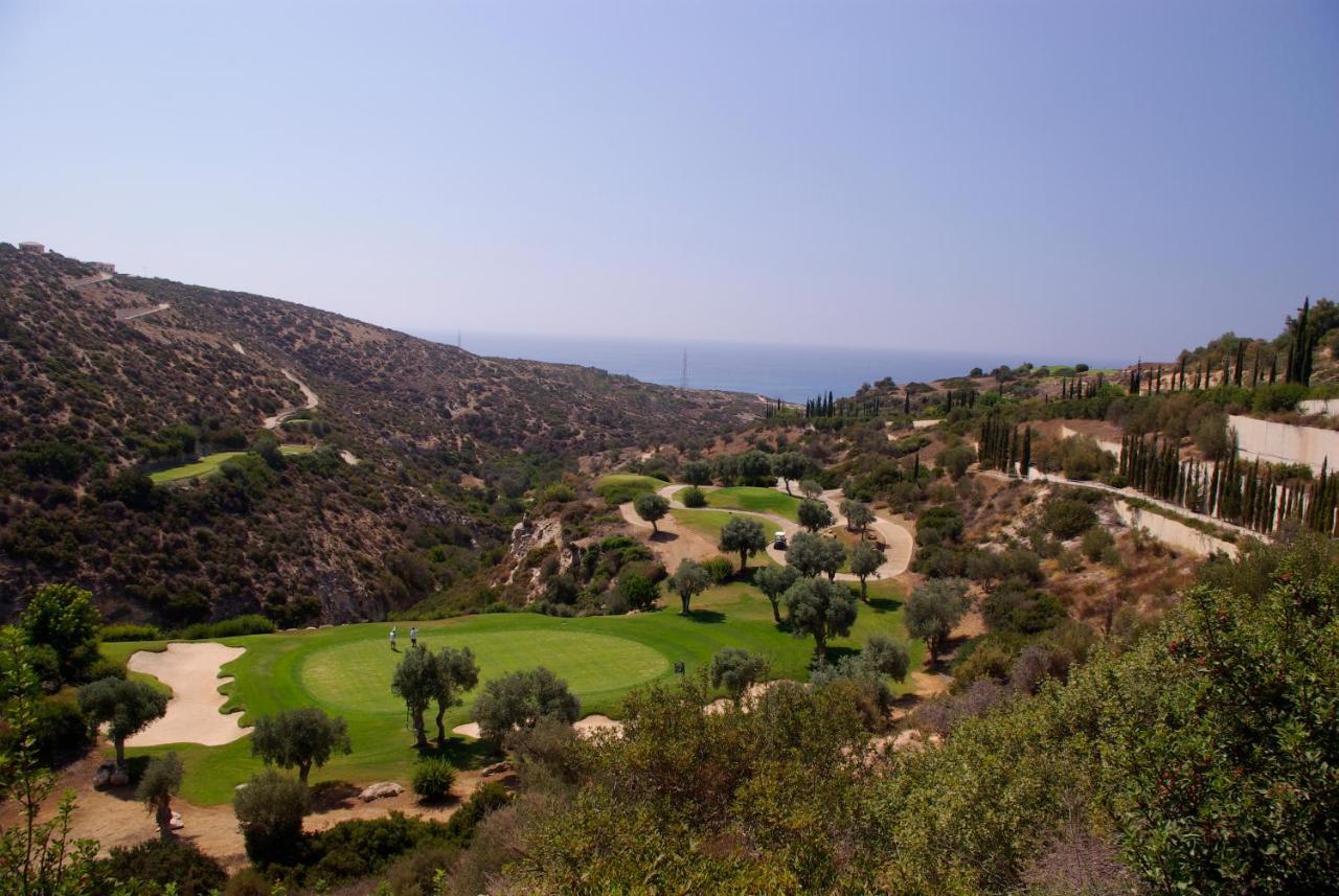 Modern Apartment Nz11 Large Balconies With Sea And Mountain Views Kouklia Bagian luar foto
